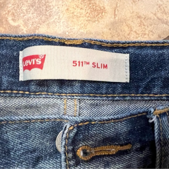 Levi’s 511 Jeans - Picture 2 of 3